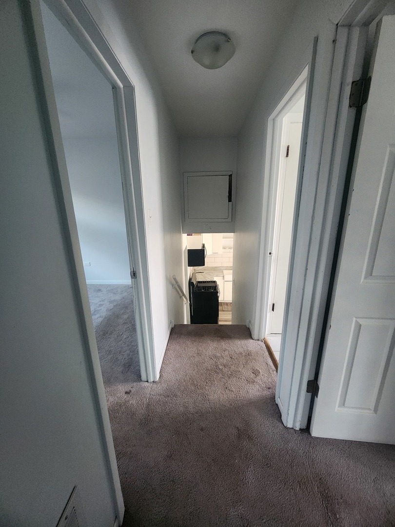 14116 S Hoxie Avenue, Burnham, IL 60633