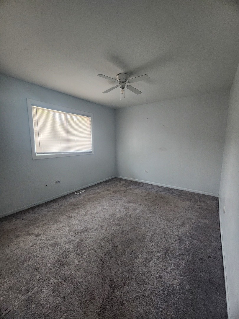 14116 S Hoxie Avenue, Burnham, IL 60633