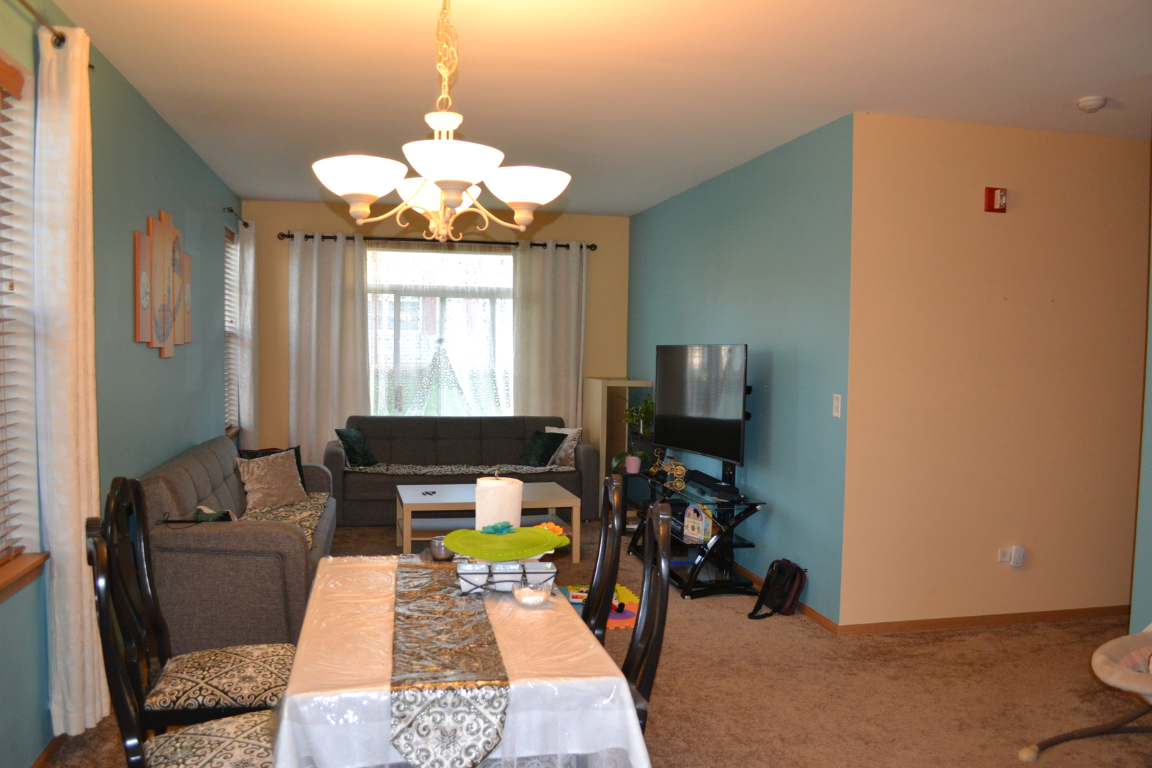 929 Genesee Drive #0, Naperville, IL 60563