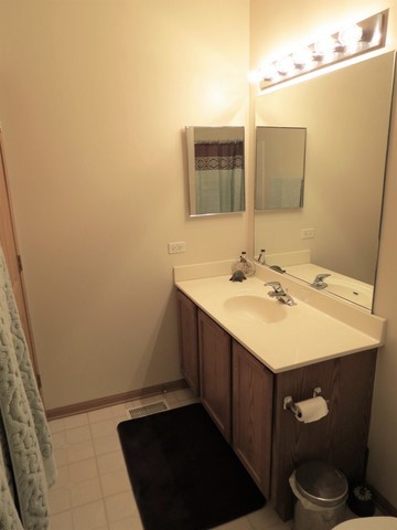 929 Genesee Drive #0, Naperville, IL 60563