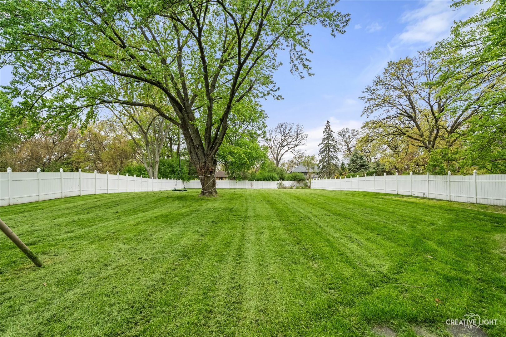 10S060 Clarendon Hills Road, Willowbrook, IL 60527