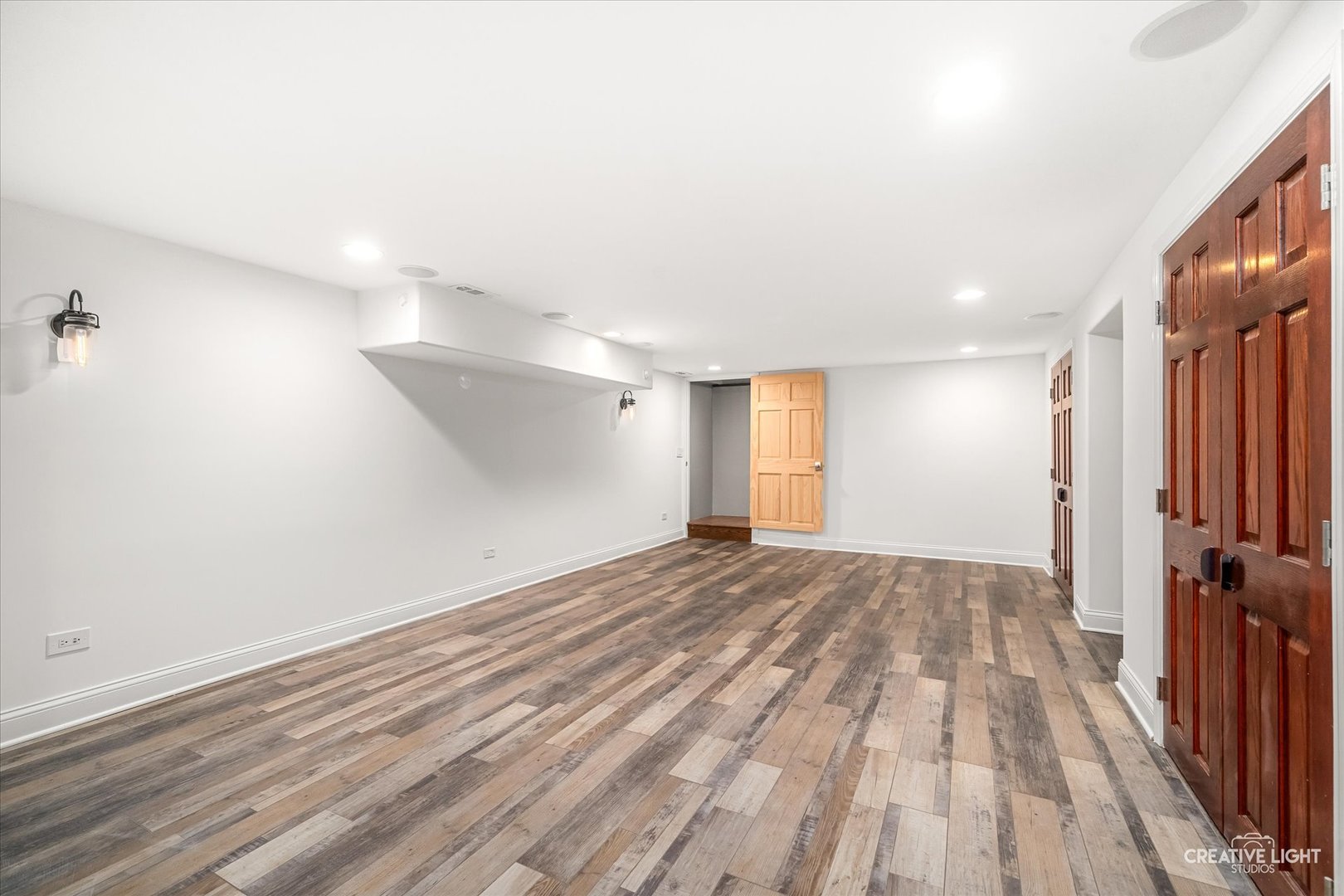 10S060 Clarendon Hills Road, Willowbrook, IL 60527
