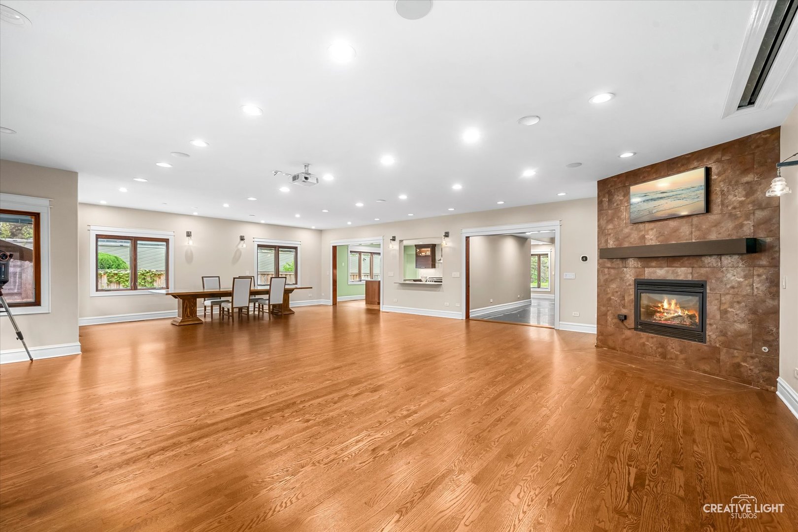 10S060 Clarendon Hills Road, Willowbrook, IL 60527