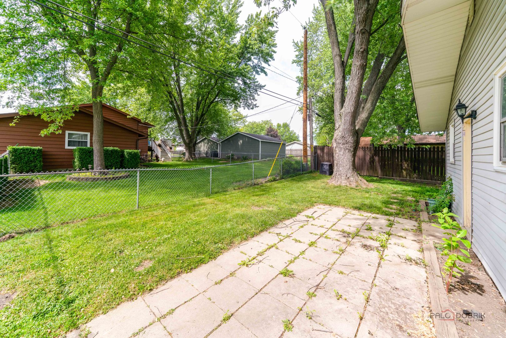 200 S Beck Road, Lindenhurst, IL 60046