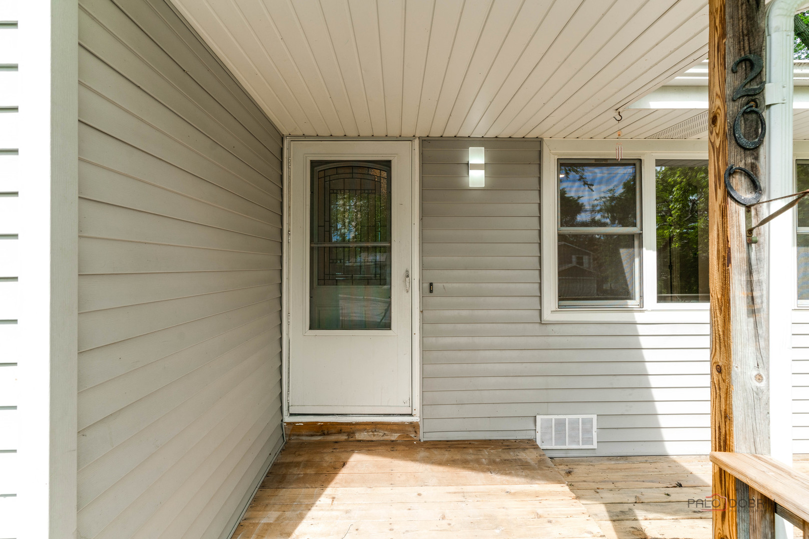 200 S Beck Road, Lindenhurst, IL 60046
