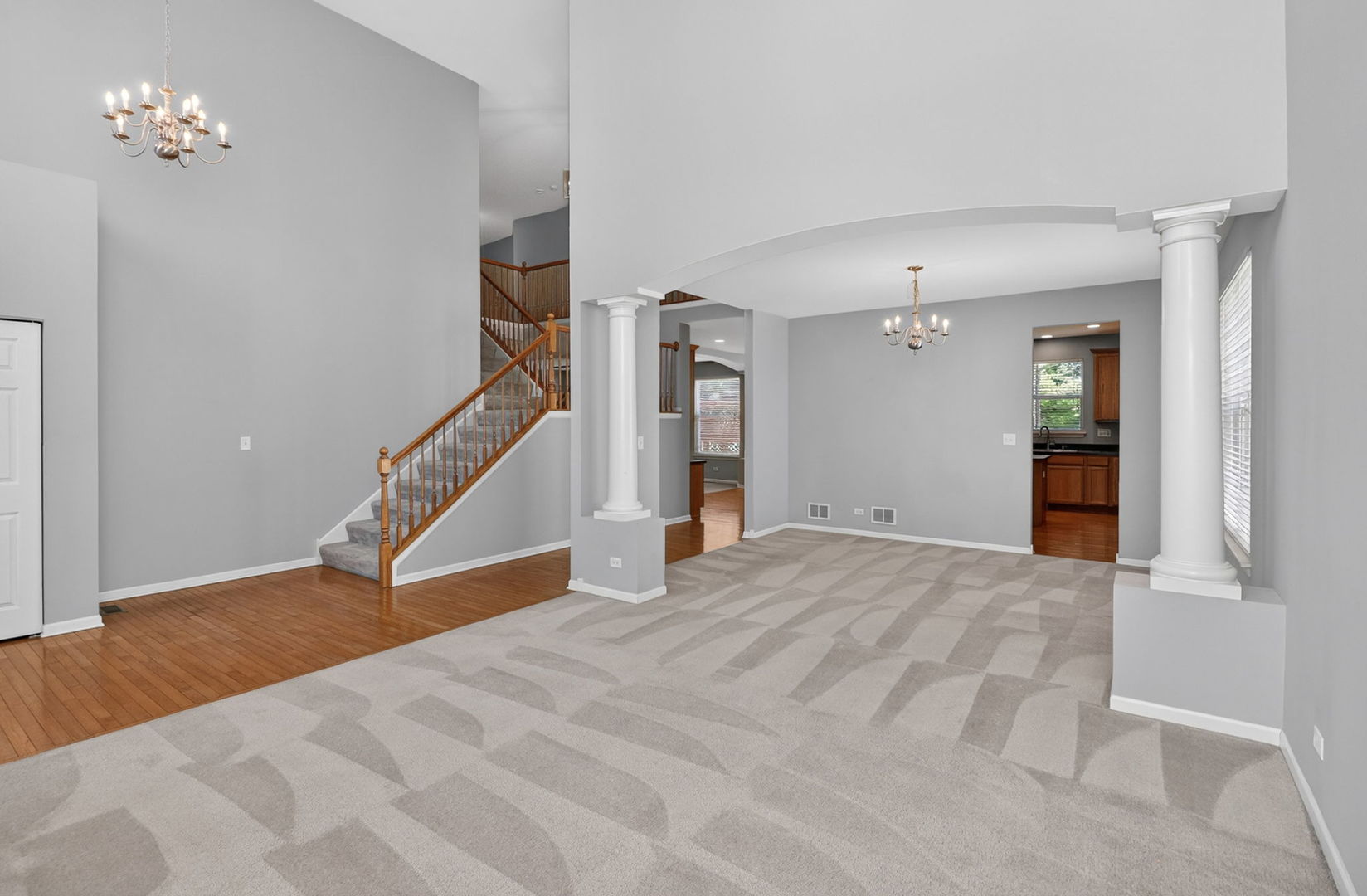 607 Mansfield Way, Oswego, IL 60543