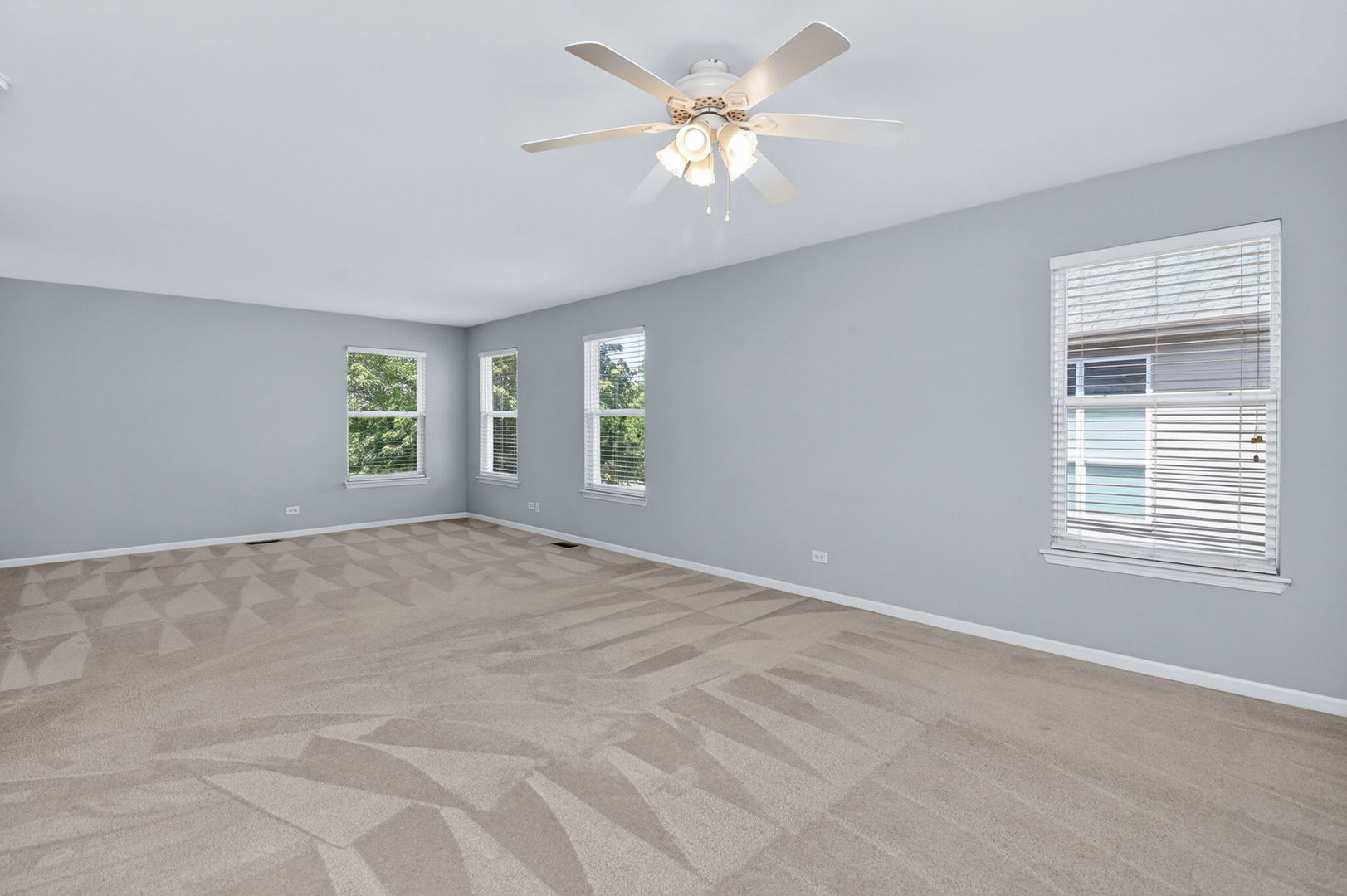 607 Mansfield Way, Oswego, IL 60543