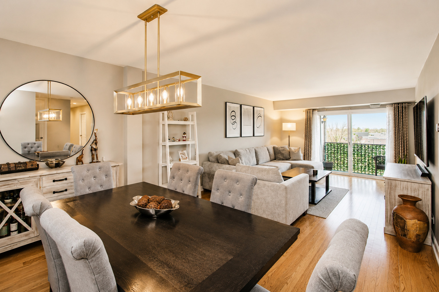 1101 S Hunt Club Drive #403, Mount Prospect, IL 60056