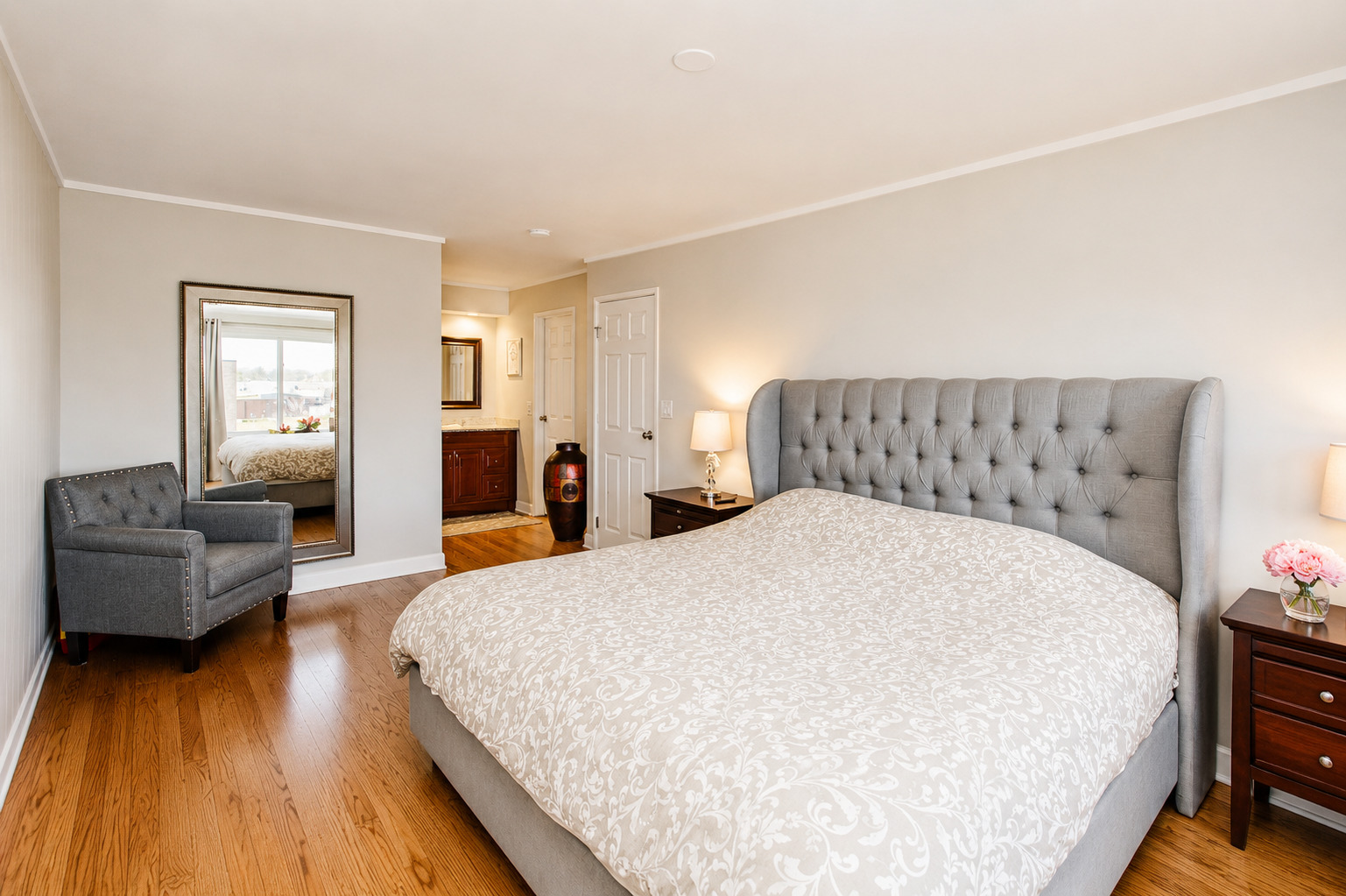 1101 S Hunt Club Drive #403, Mount Prospect, IL 60056
