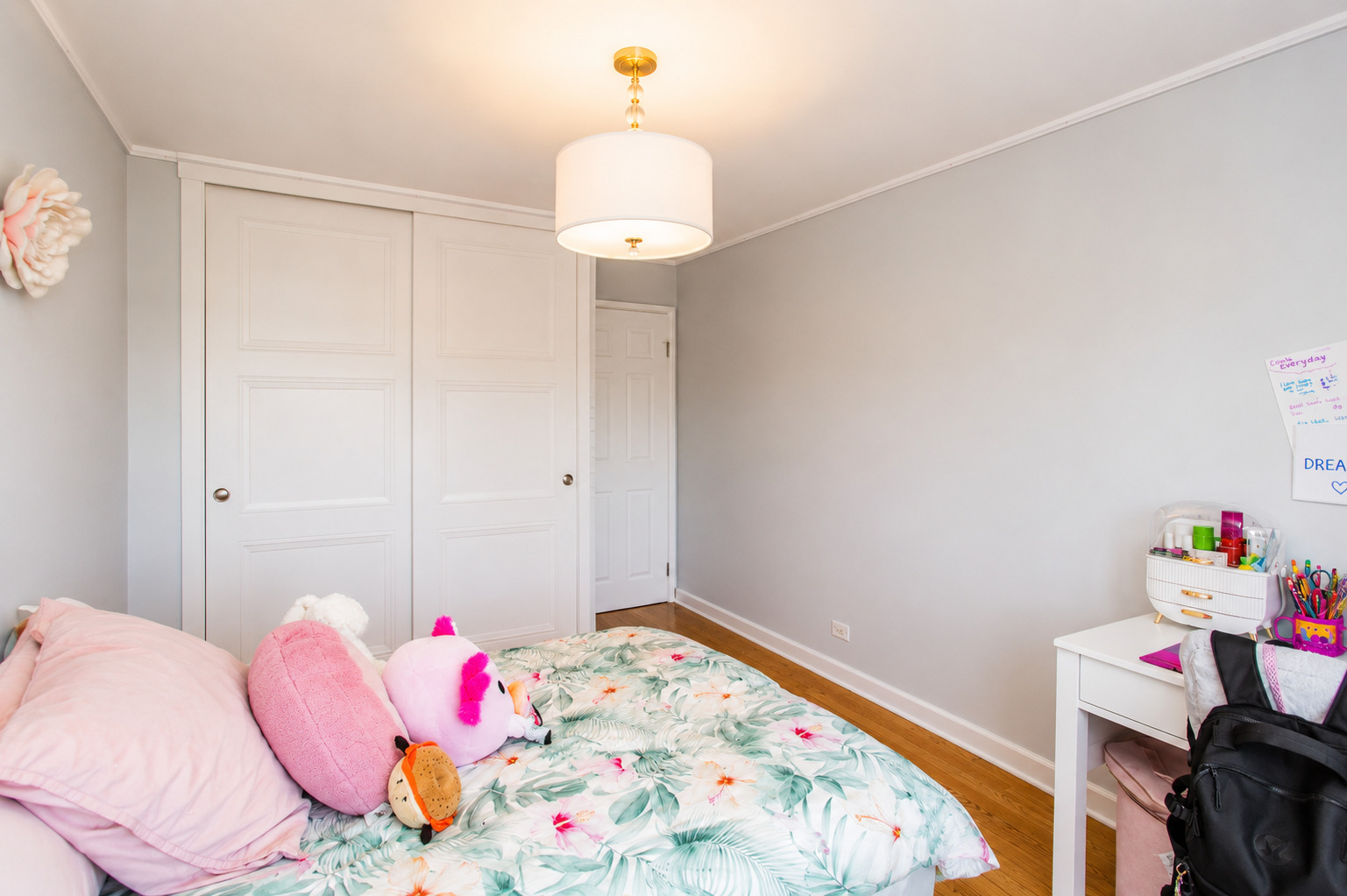 1101 S Hunt Club Drive #403, Mount Prospect, IL 60056