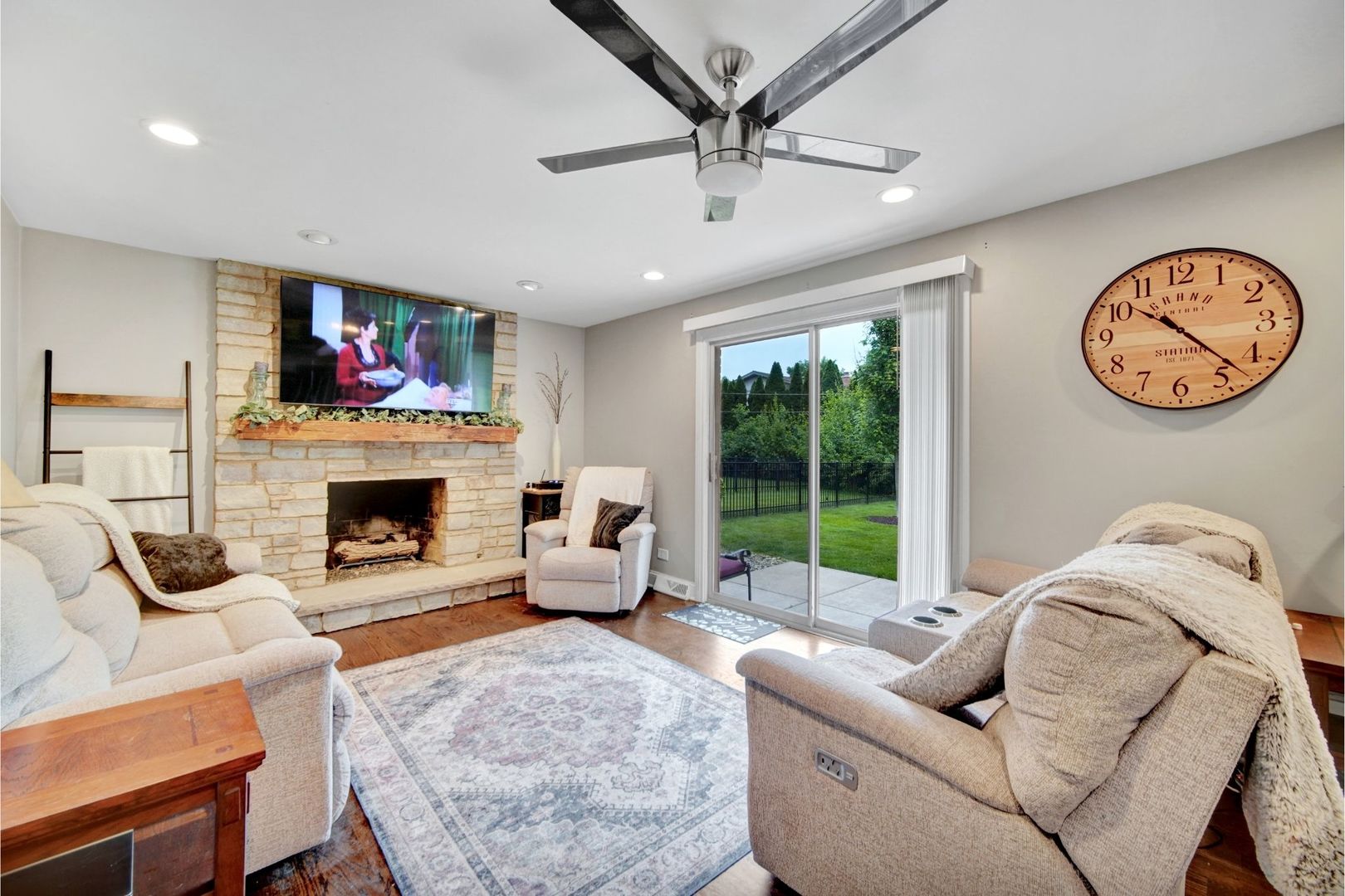 13060 S Cypress Lane, Palos Heights, IL 60463