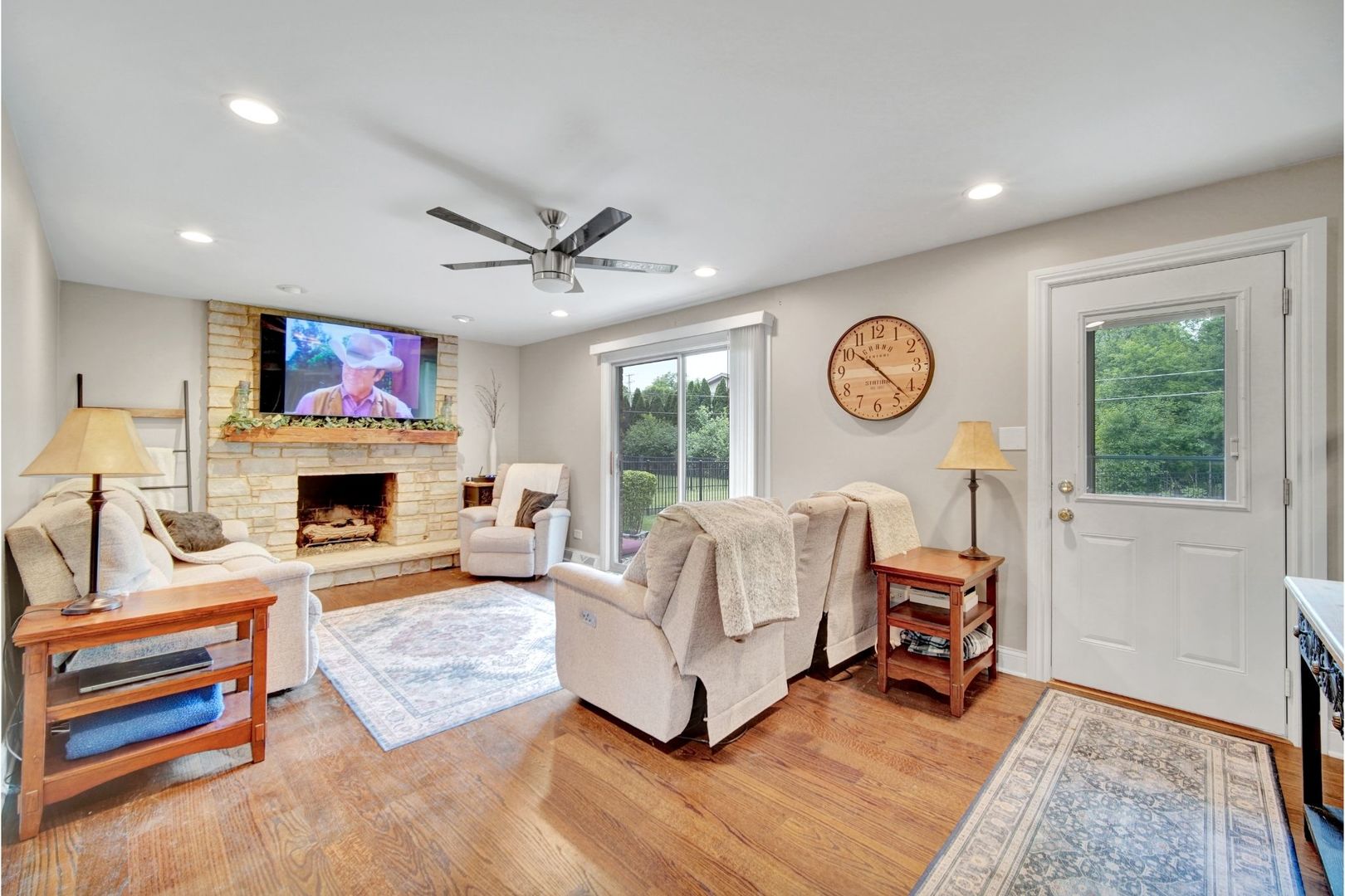 13060 S Cypress Lane, Palos Heights, IL 60463