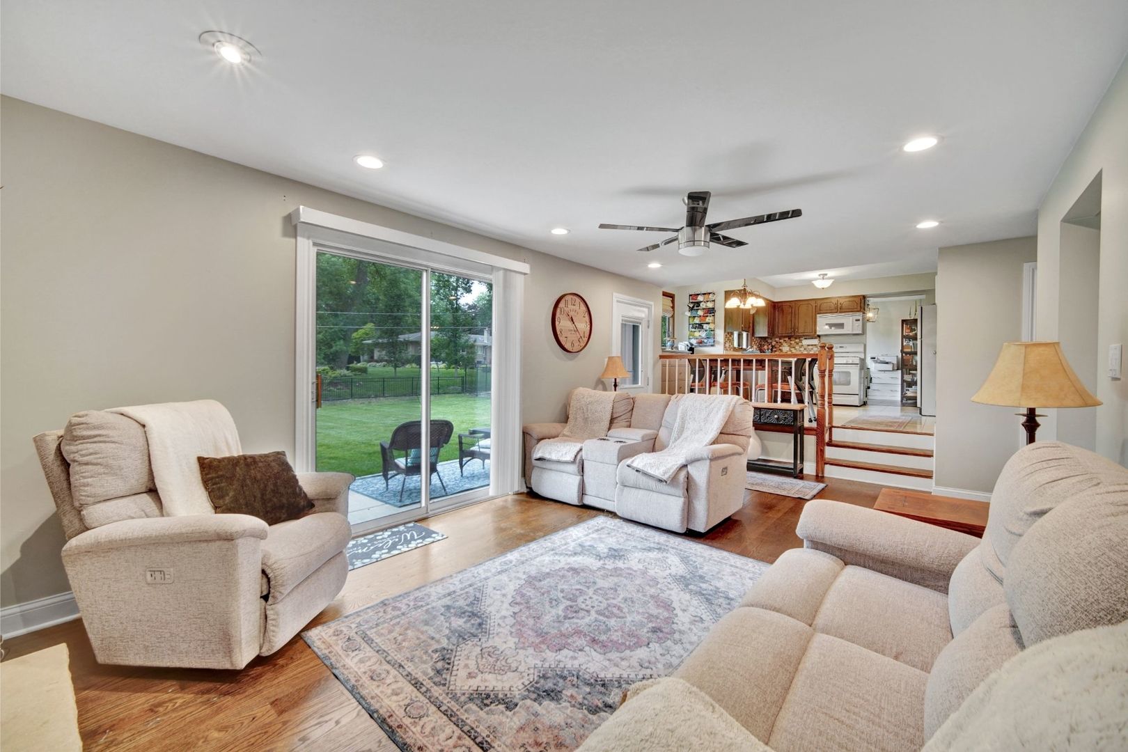 13060 S Cypress Lane, Palos Heights, IL 60463