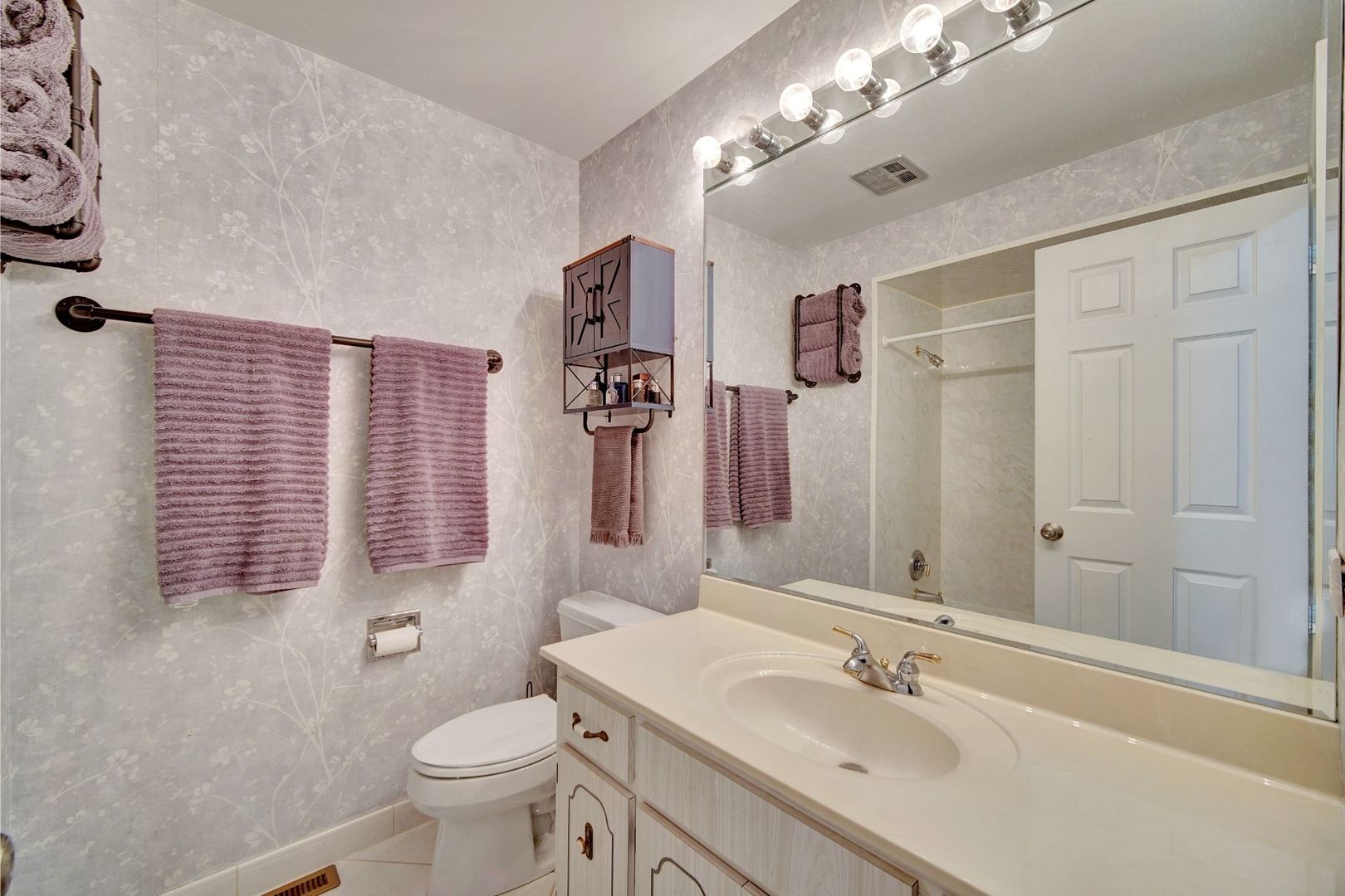 13060 S Cypress Lane, Palos Heights, IL 60463