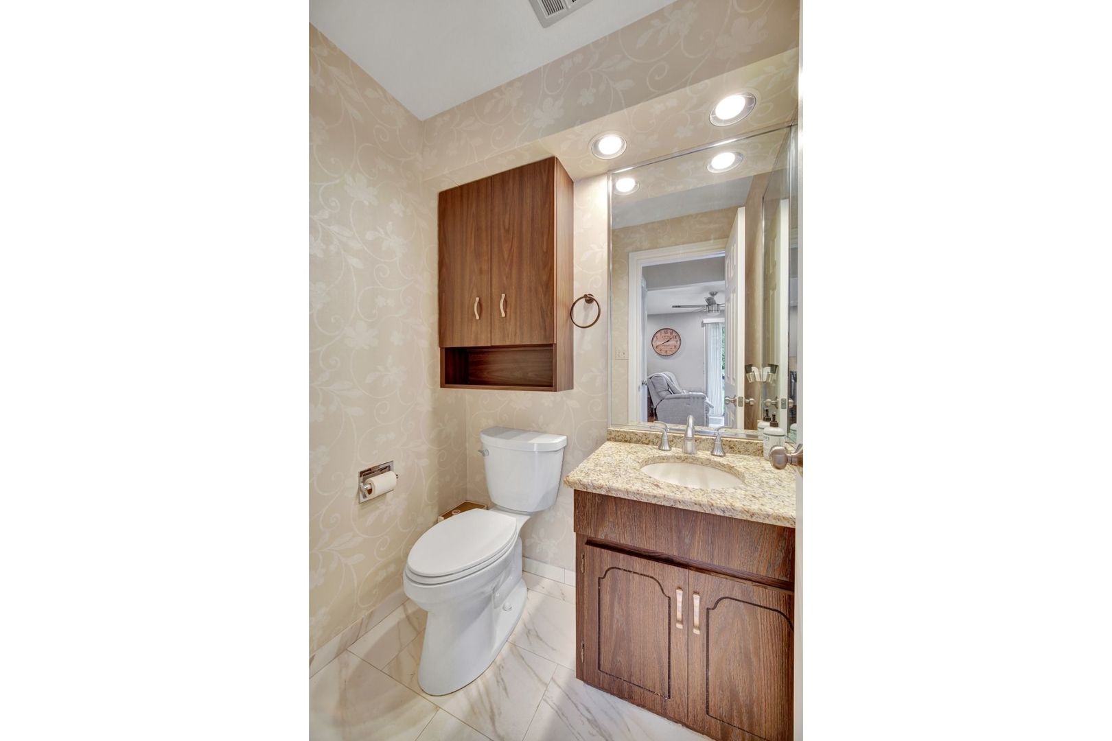 13060 S Cypress Lane, Palos Heights, IL 60463