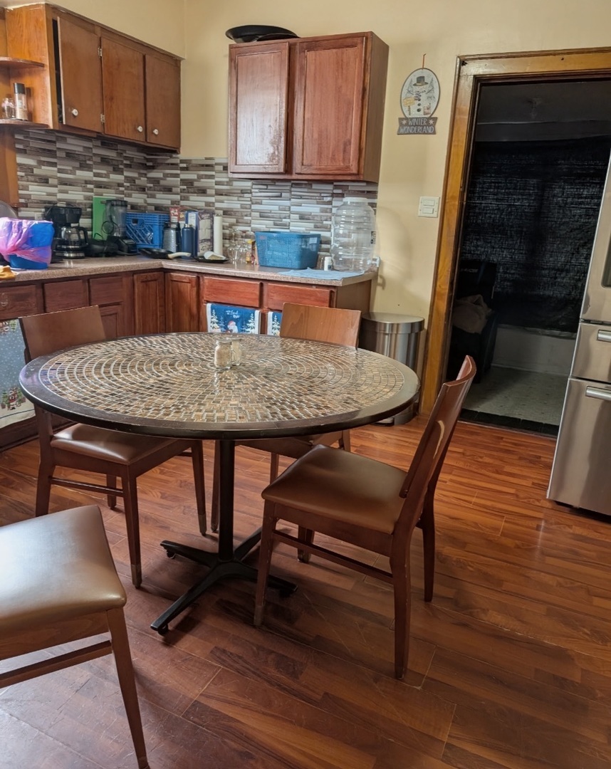 2054 York Street, Blue Island, IL 60406
