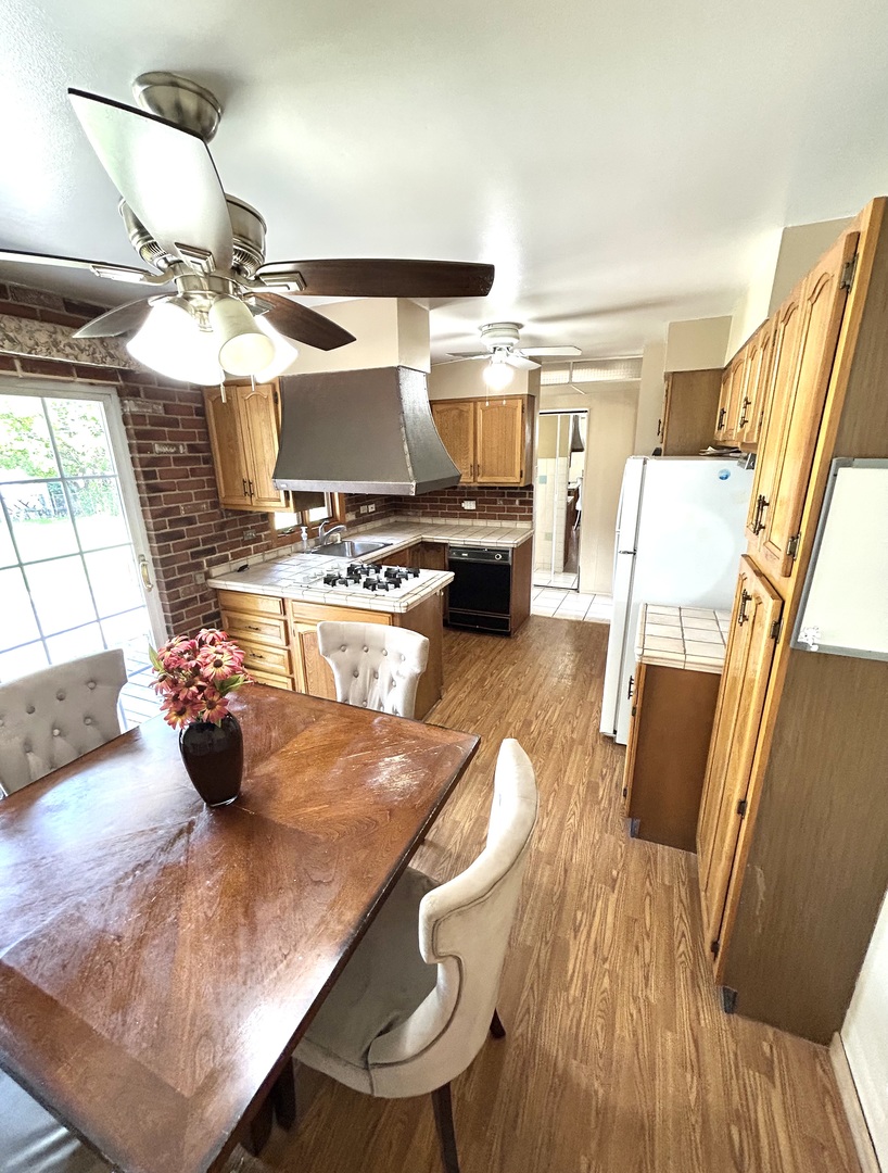 11358 S RIDGELAND Avenue, Worth, IL 60482