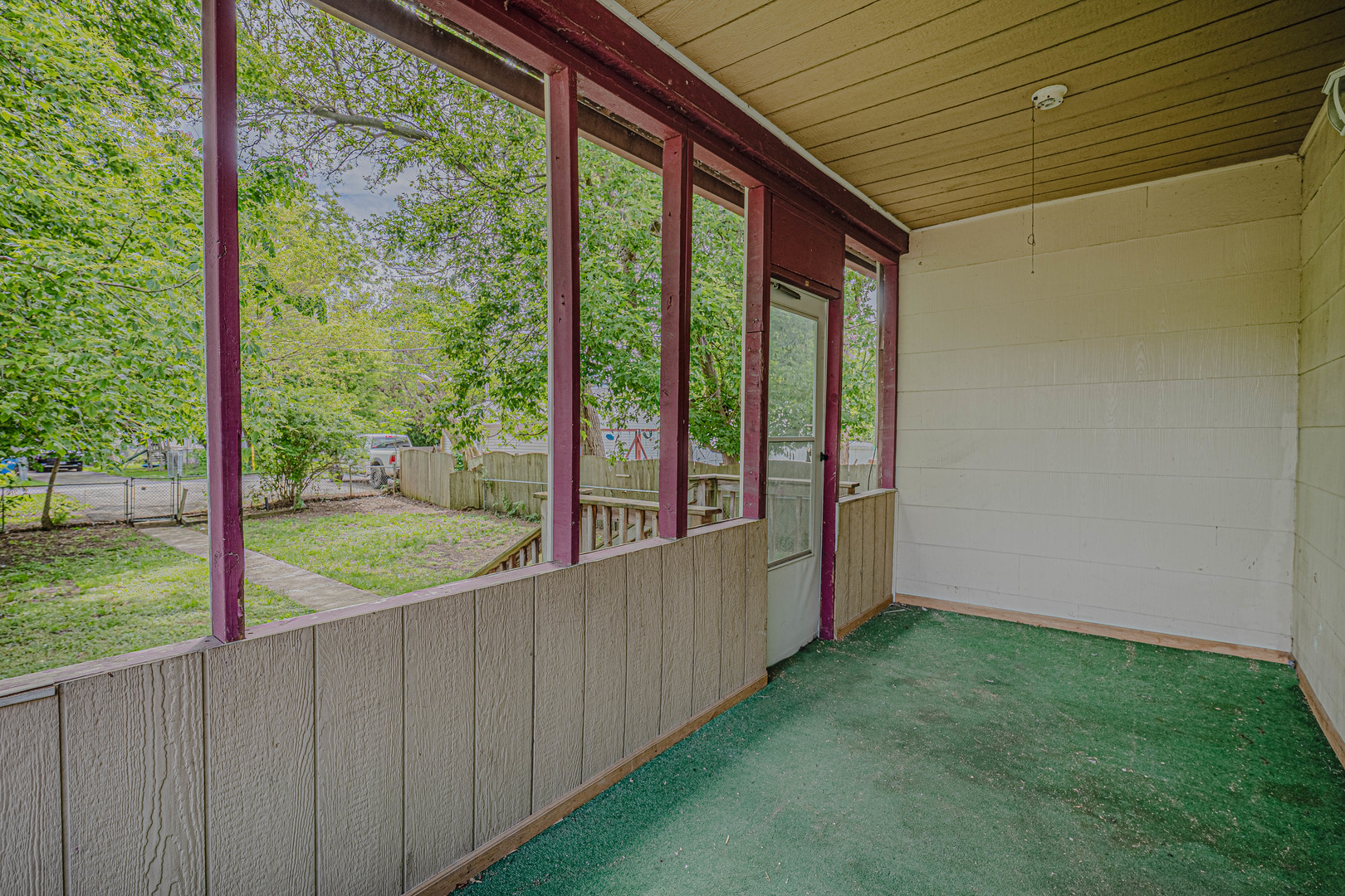 2913 Gabriel Avenue, Zion, IL 60099