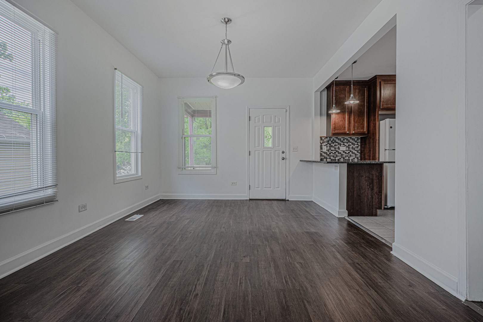 2913 Gabriel Avenue, Zion, IL 60099
