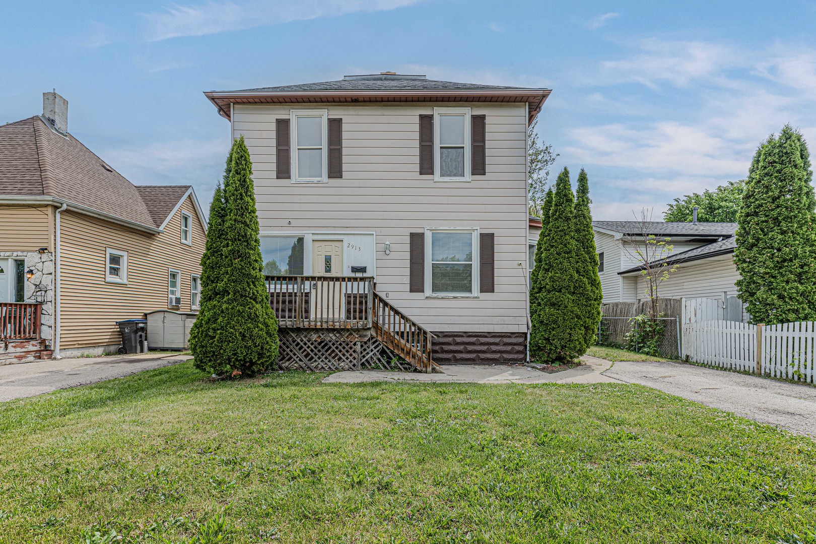 2913 Gabriel Avenue, Zion, IL 60099