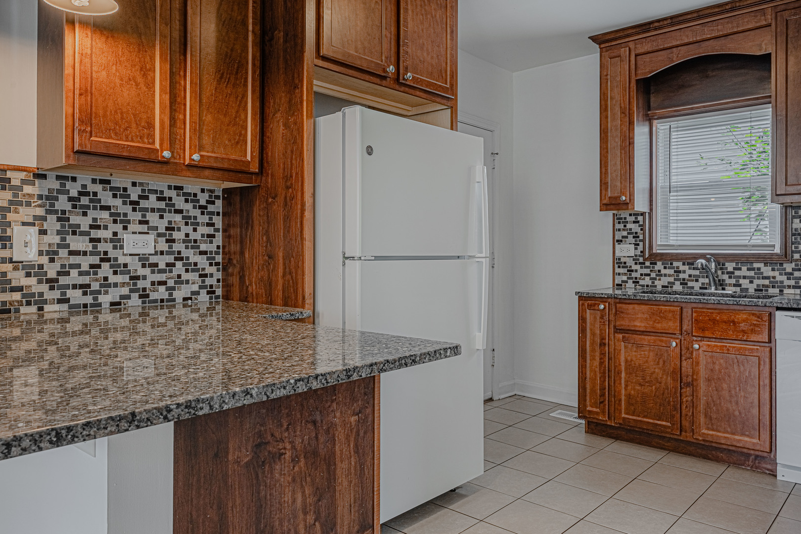 2913 Gabriel Avenue, Zion, IL 60099