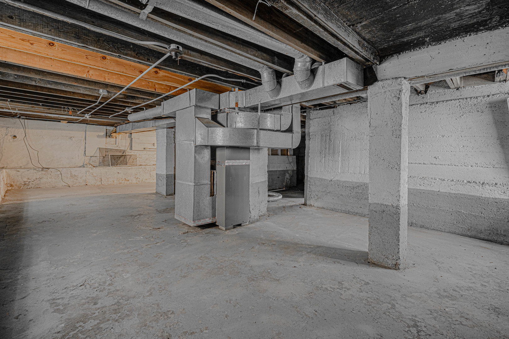 2913 Gabriel Avenue, Zion, IL 60099
