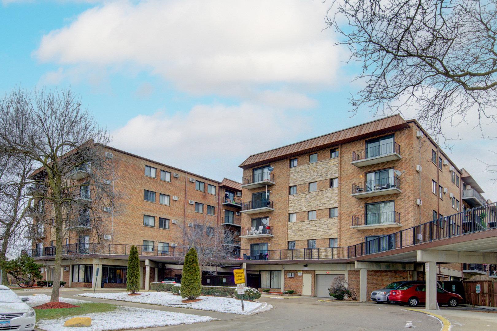 2333 N Neva Avenue #204C, Chicago, IL 60707