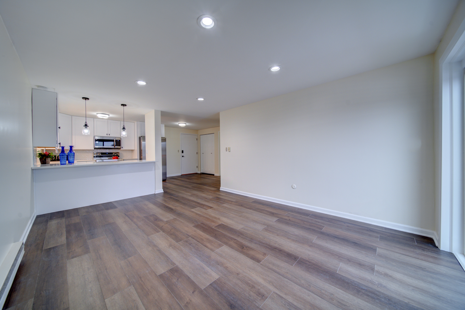 2333 N Neva Avenue #204C, Chicago, IL 60707