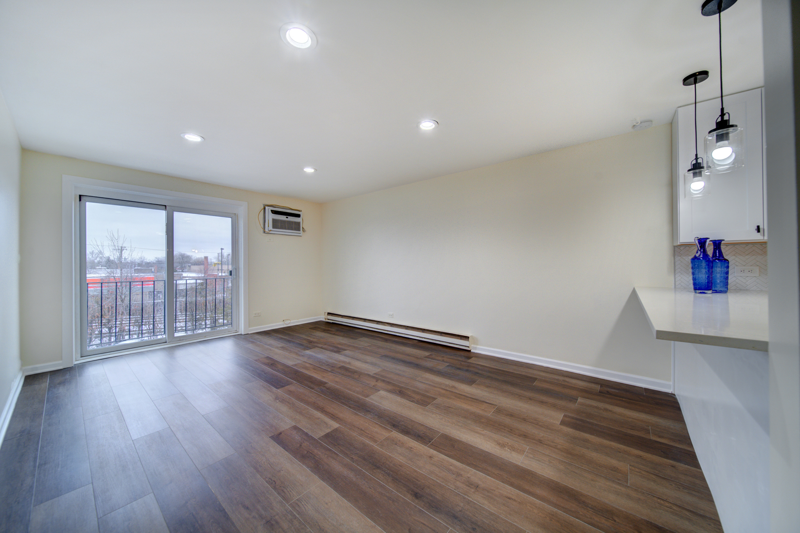 2333 N Neva Avenue #204C, Chicago, IL 60707