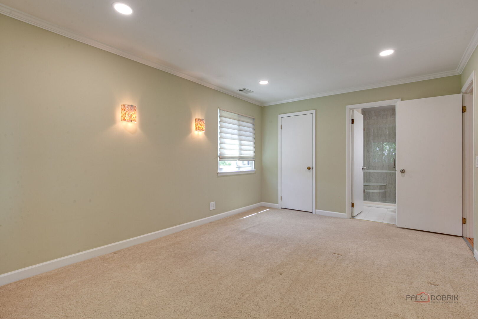 585 Williamsburg Court #D2, Wheeling, IL 60090