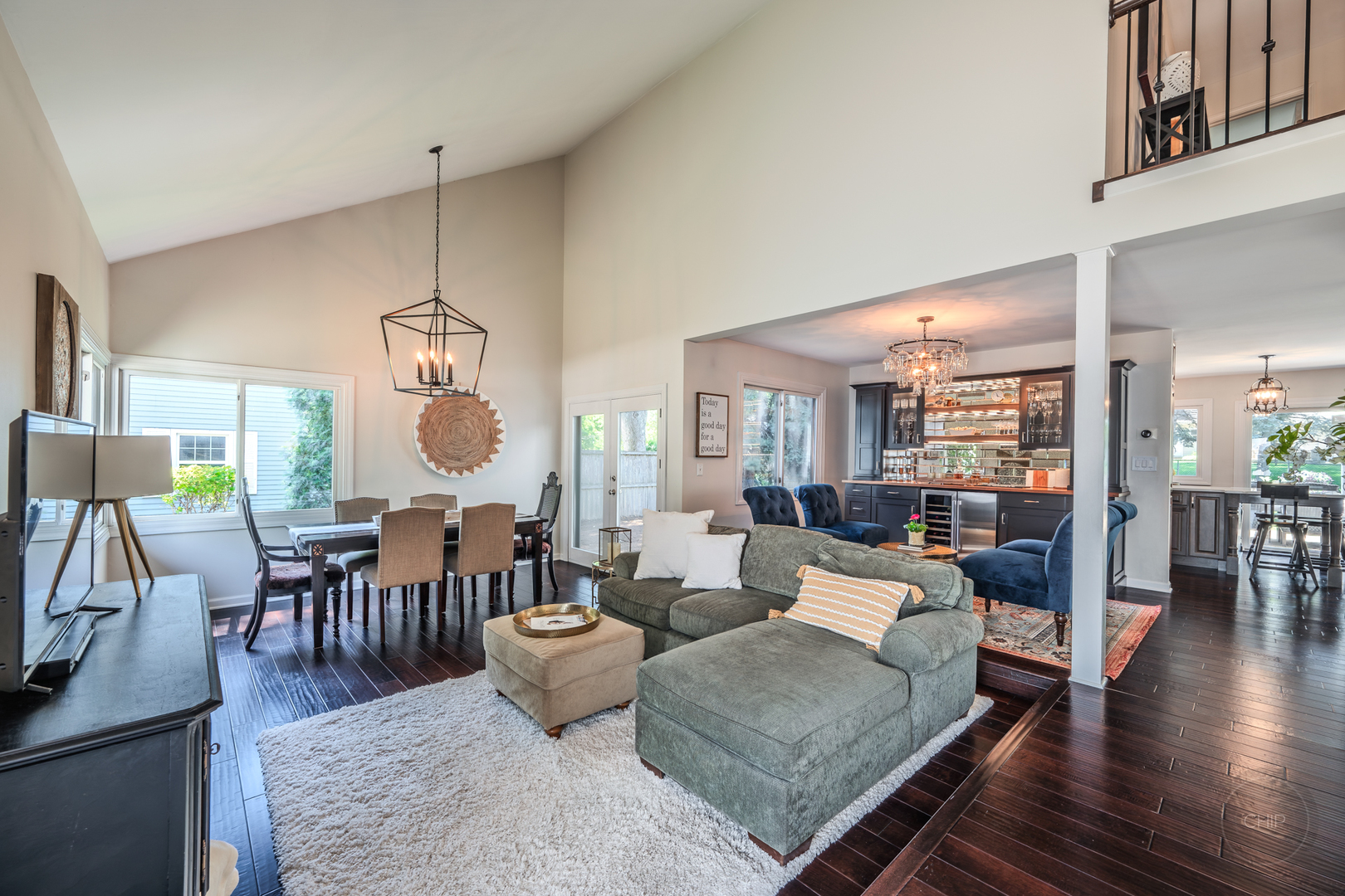 52 Redstart Road, Naperville, IL 60565