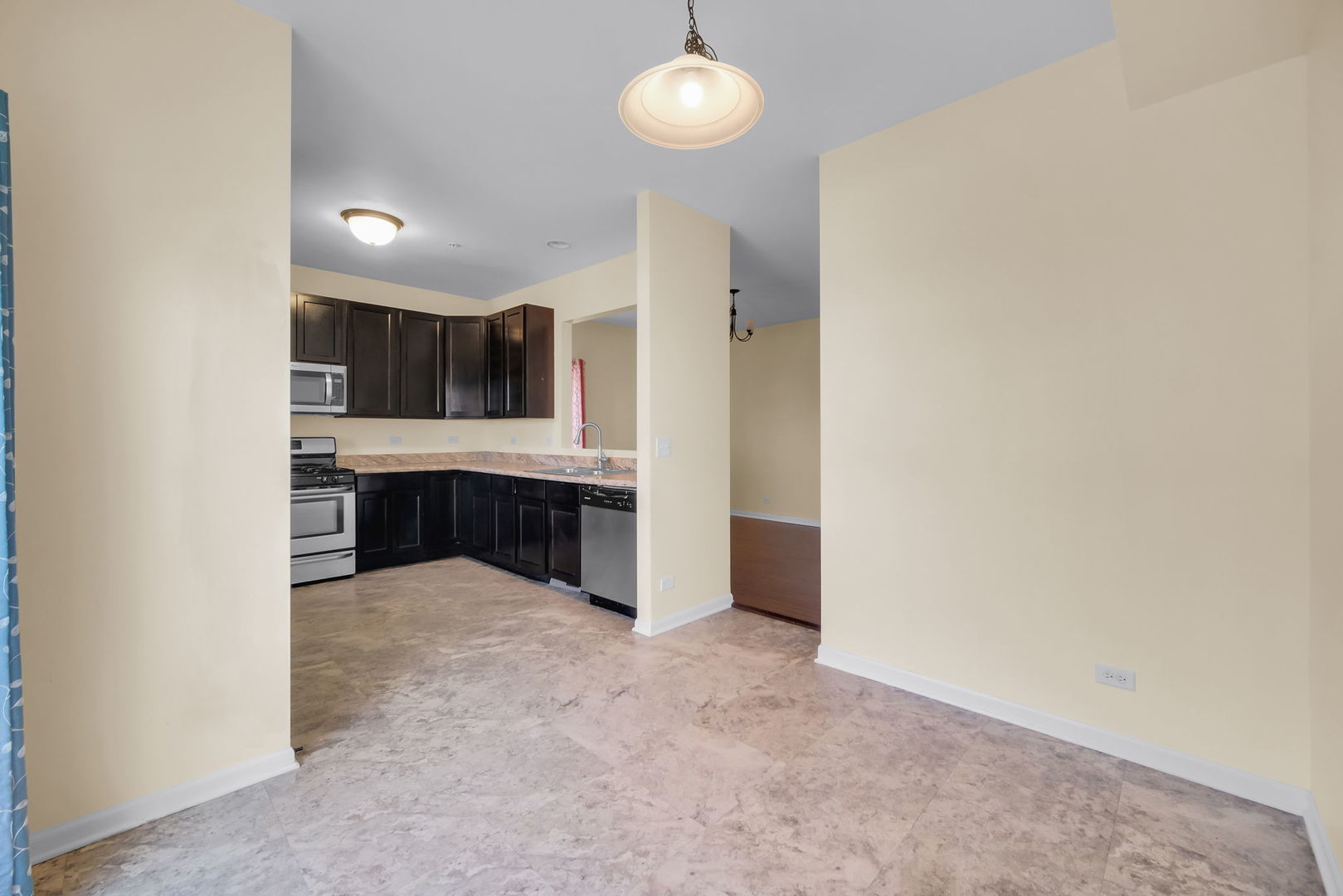 1476 Manning Avenue, Montgomery, IL 60538