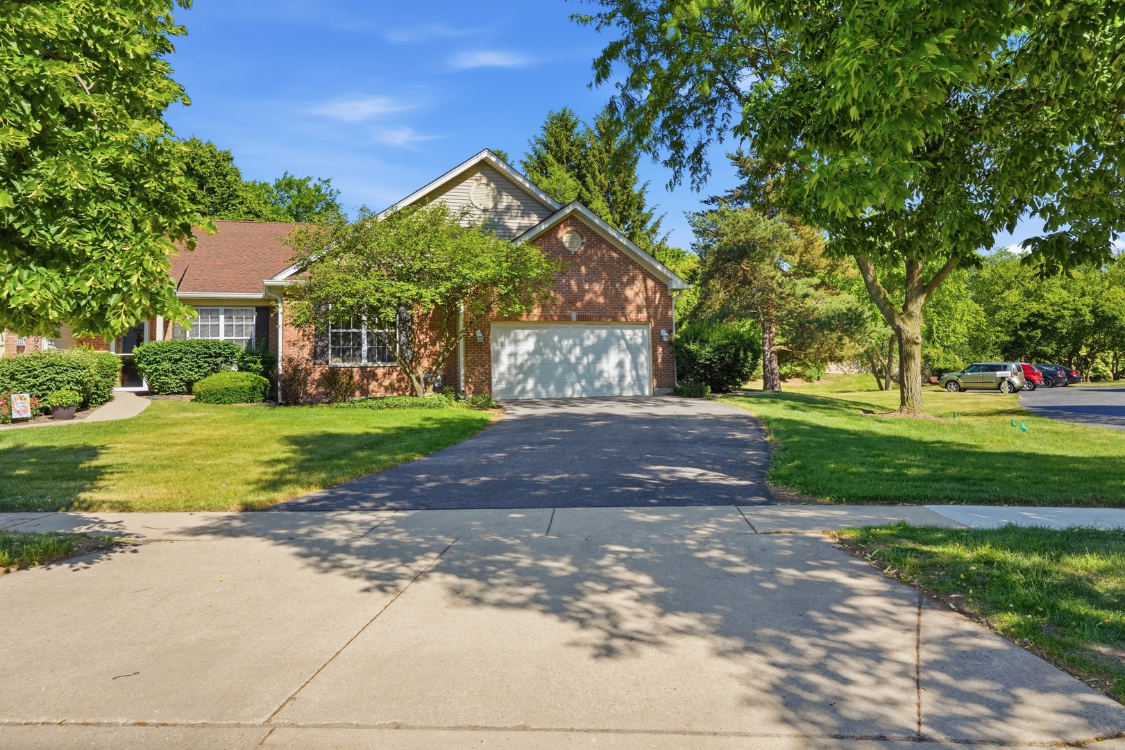 690 Littleton Trail #18-6, Elgin, IL 60120