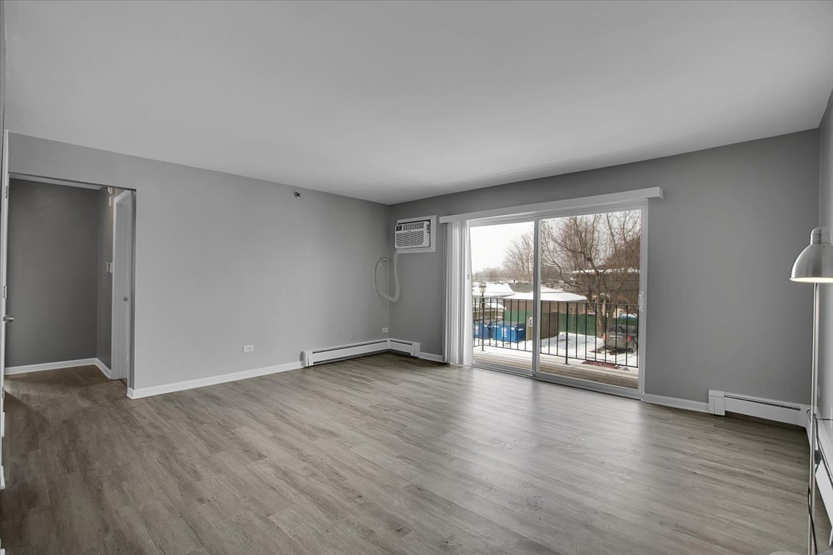 10310 Ridgeland Avenue #208, Chicago Ridge, IL 60415