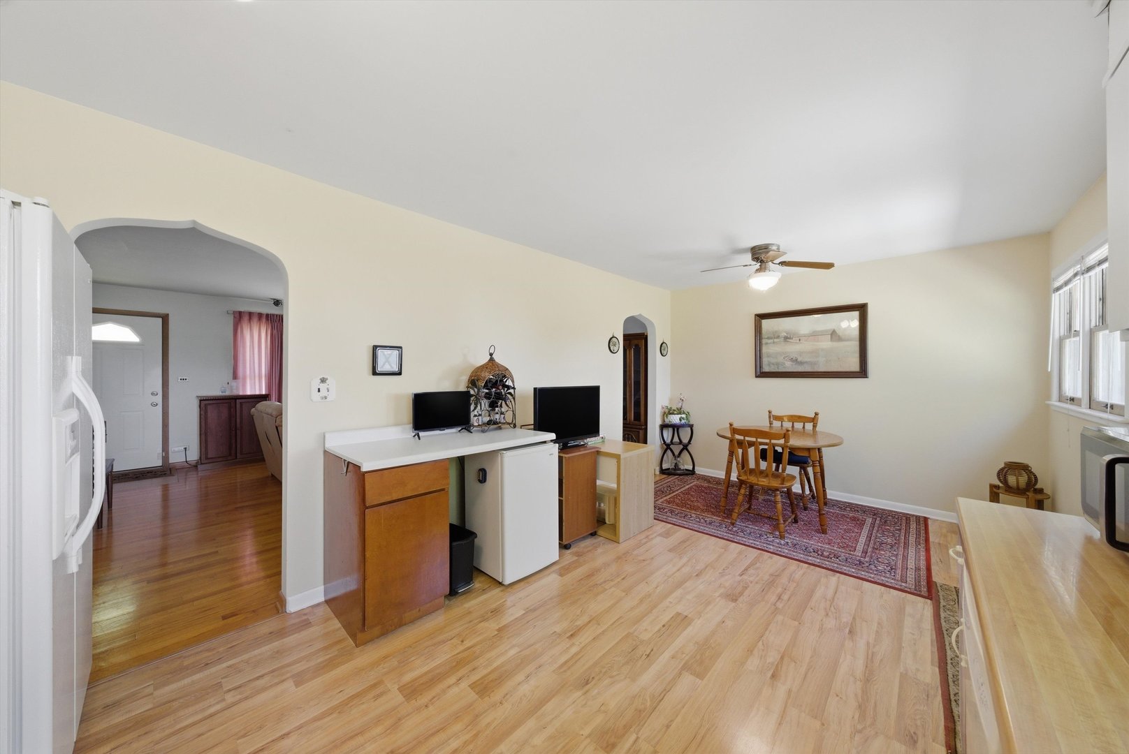 380 Barron Boulevard, Grayslake, IL 60030