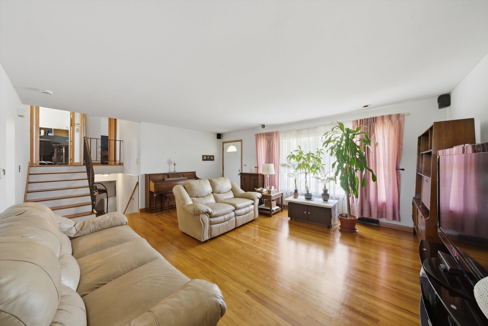 380 Barron Boulevard, Grayslake, IL 60030