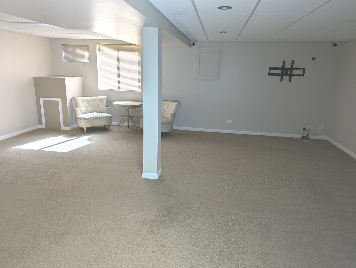 39811 N Long Drive #2, Antioch, IL 60002