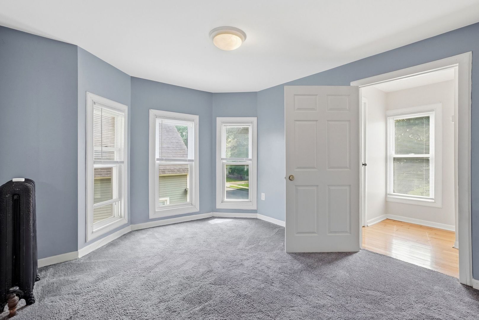 516 Garnsey Avenue, Joliet, IL 60432