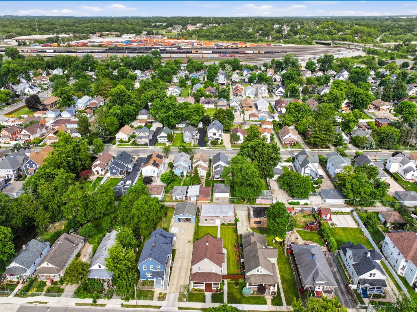 516 Garnsey Avenue, Joliet, IL 60432