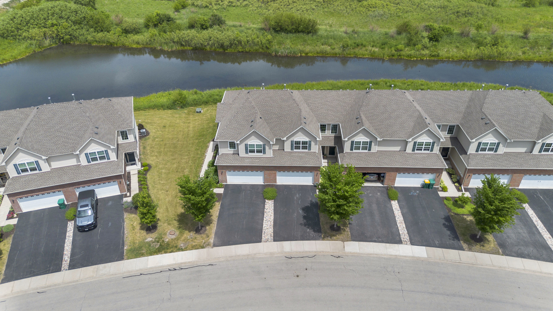 15060 W Quincy Circle, Manhattan, IL 60442