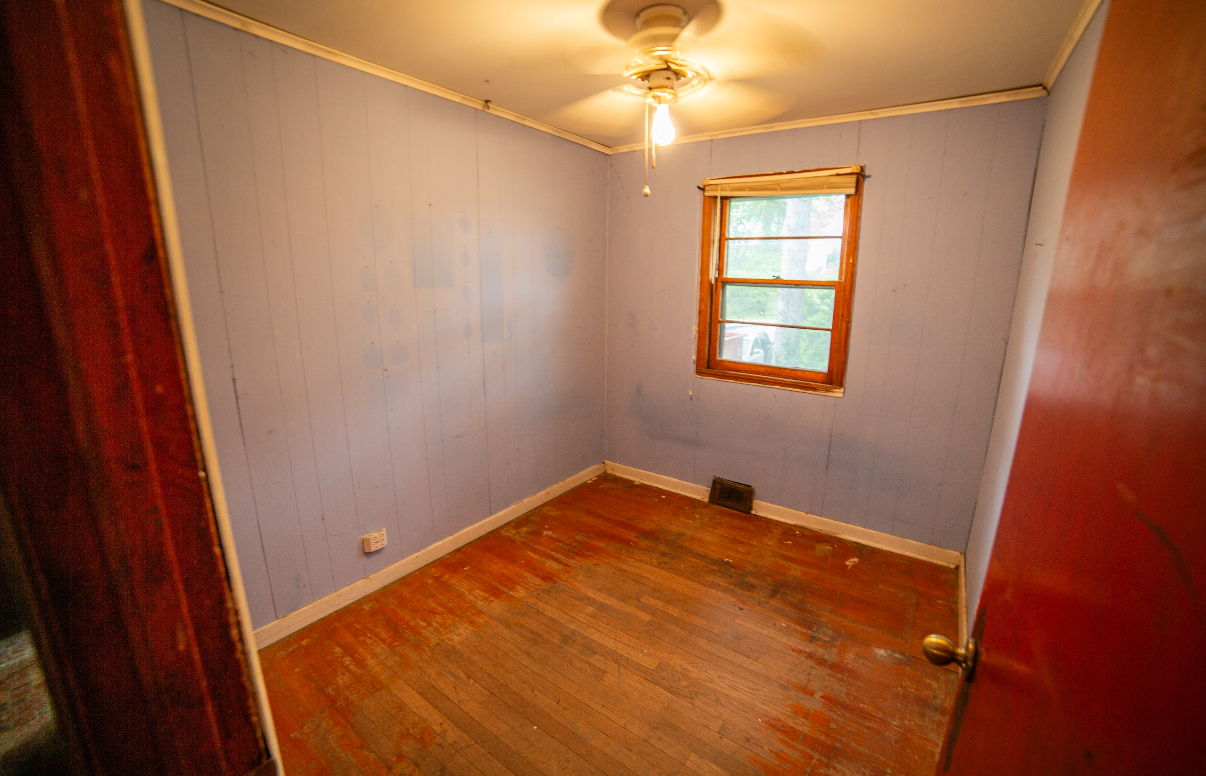 8919 W 95th Street, Palos Hills, IL 60465