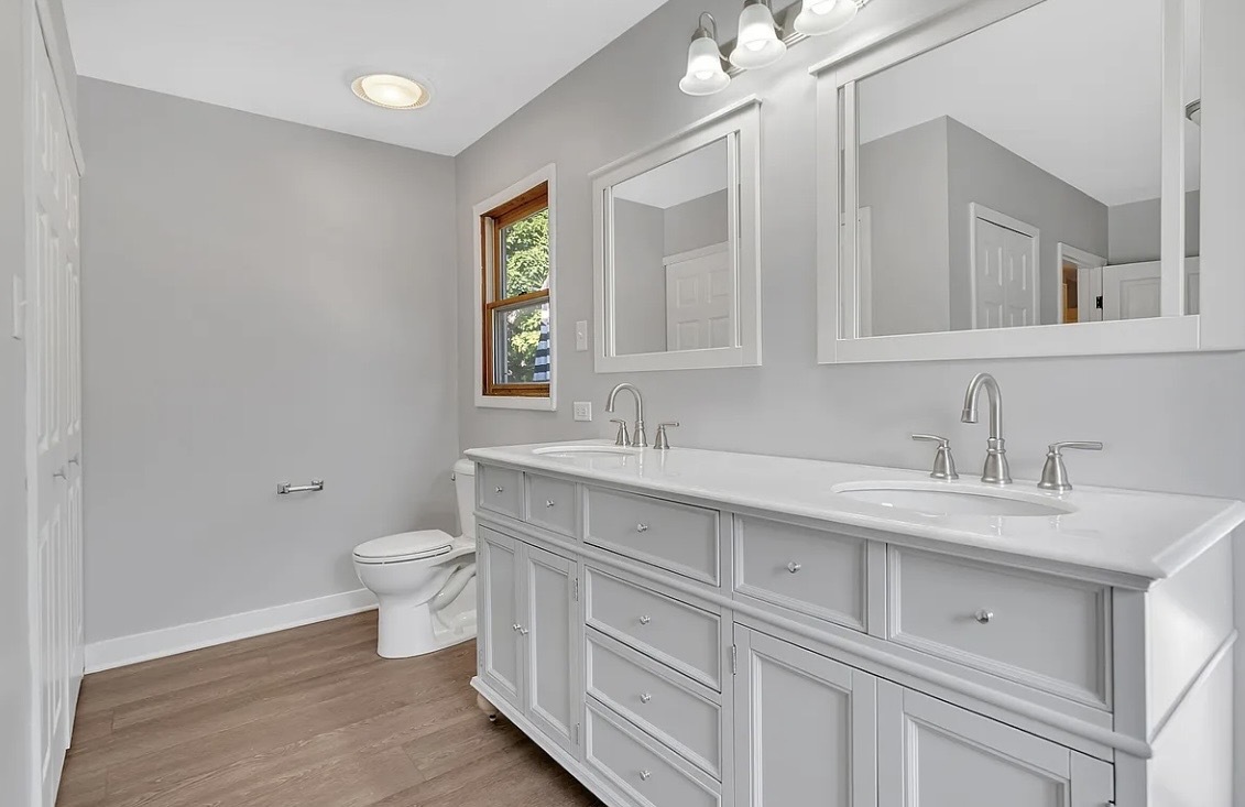 2640 VERMONT Avenue #1, Blue Island, IL 60406