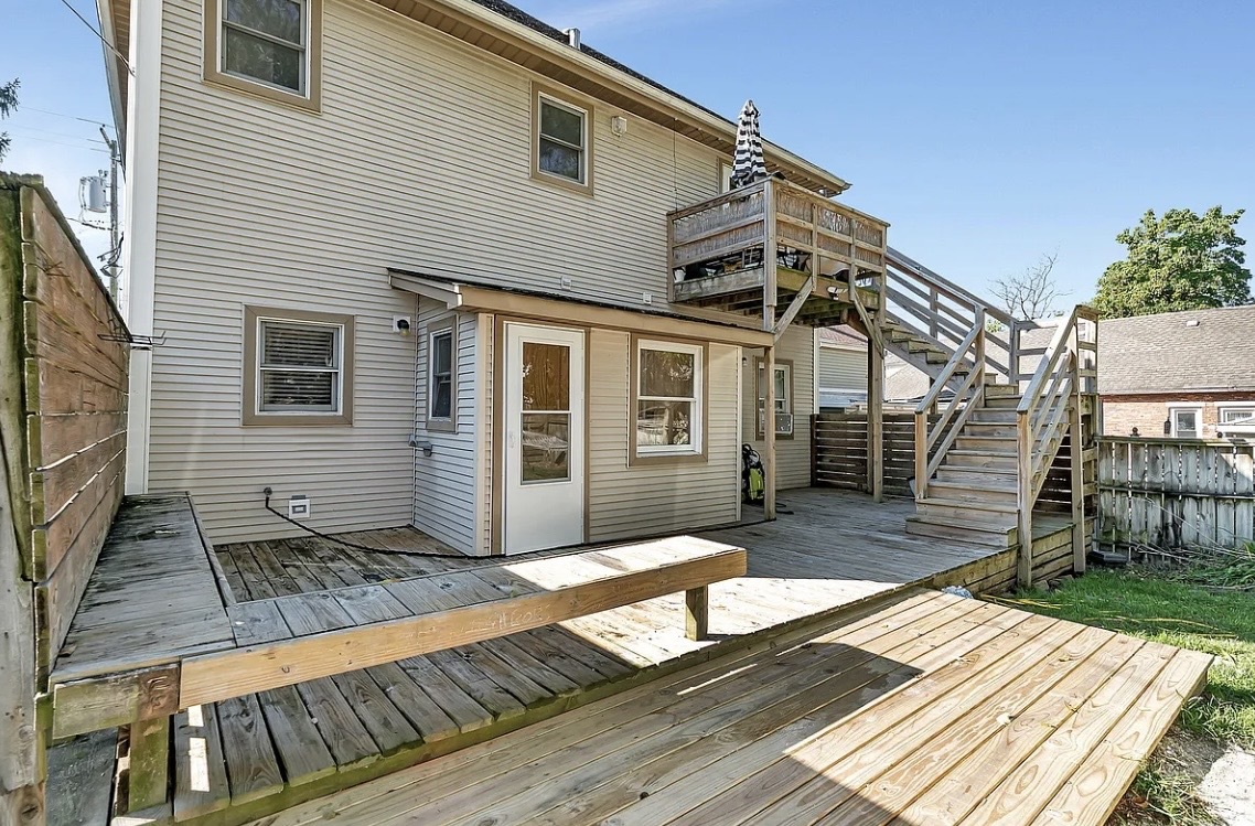 2640 VERMONT Avenue #1, Blue Island, IL 60406