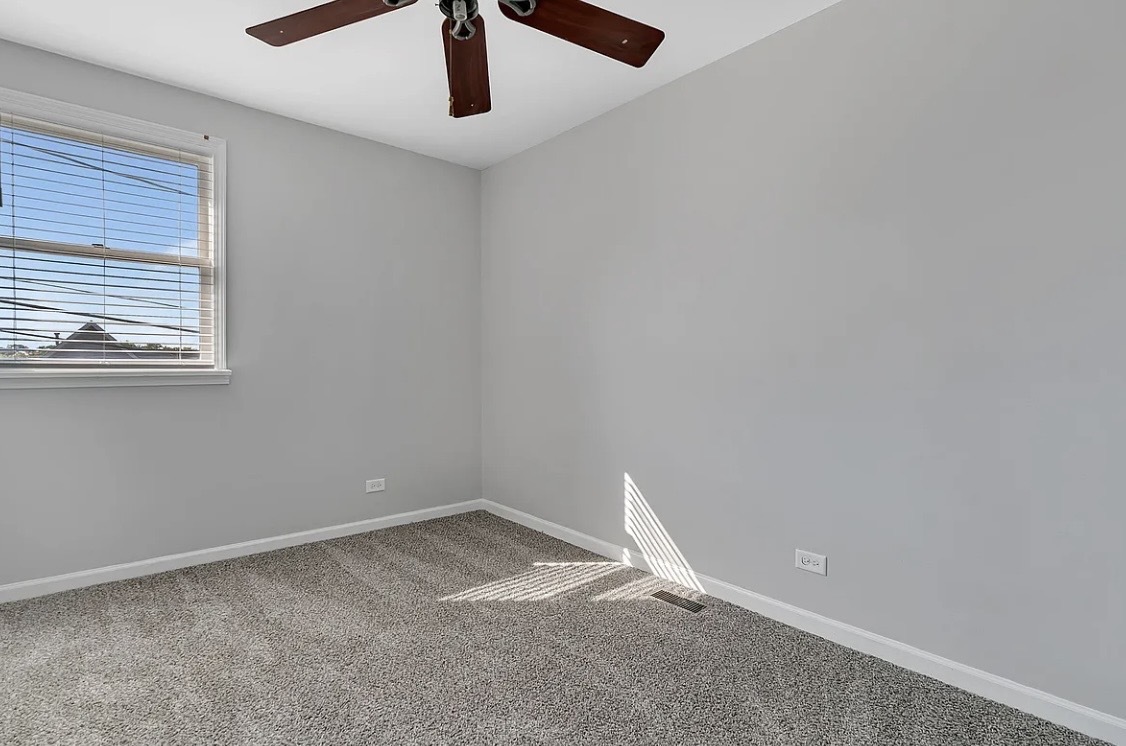 2640 VERMONT Avenue #1, Blue Island, IL 60406