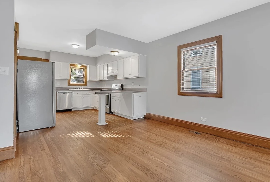 2640 VERMONT Avenue #1, Blue Island, IL 60406