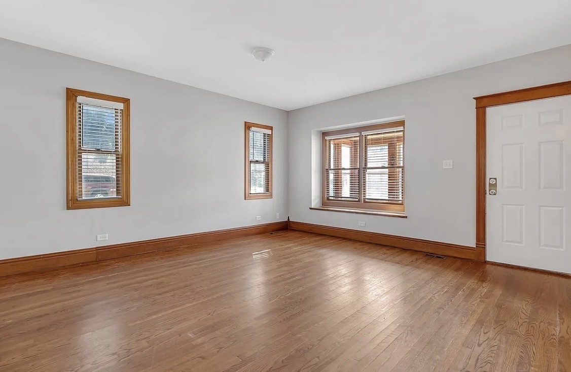 2640 VERMONT Avenue #1, Blue Island, IL 60406