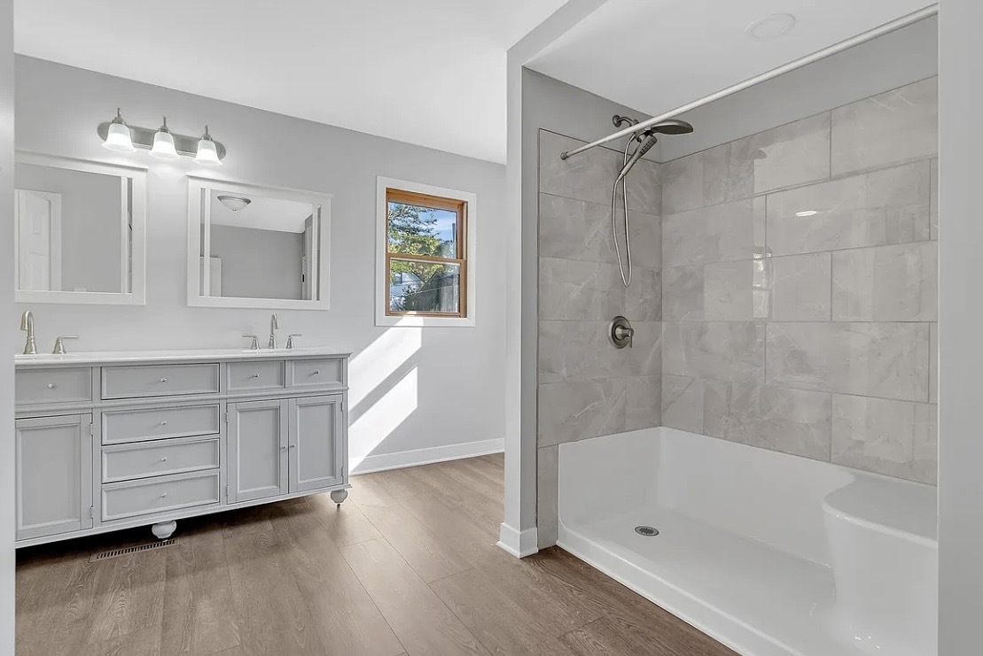 2640 VERMONT Avenue #1, Blue Island, IL 60406
