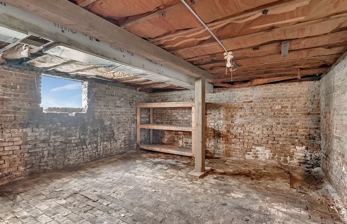 2640 VERMONT Avenue #1, Blue Island, IL 60406