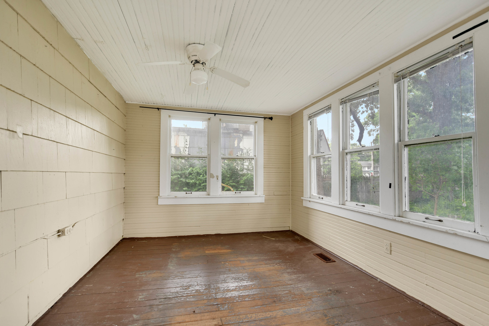 1408 E Washington Street, Joliet, IL 60433