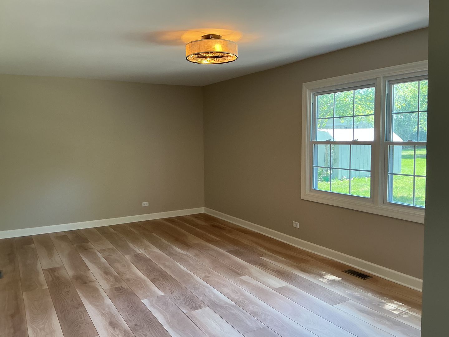2229 Woodland Circle, Naperville, IL 60565